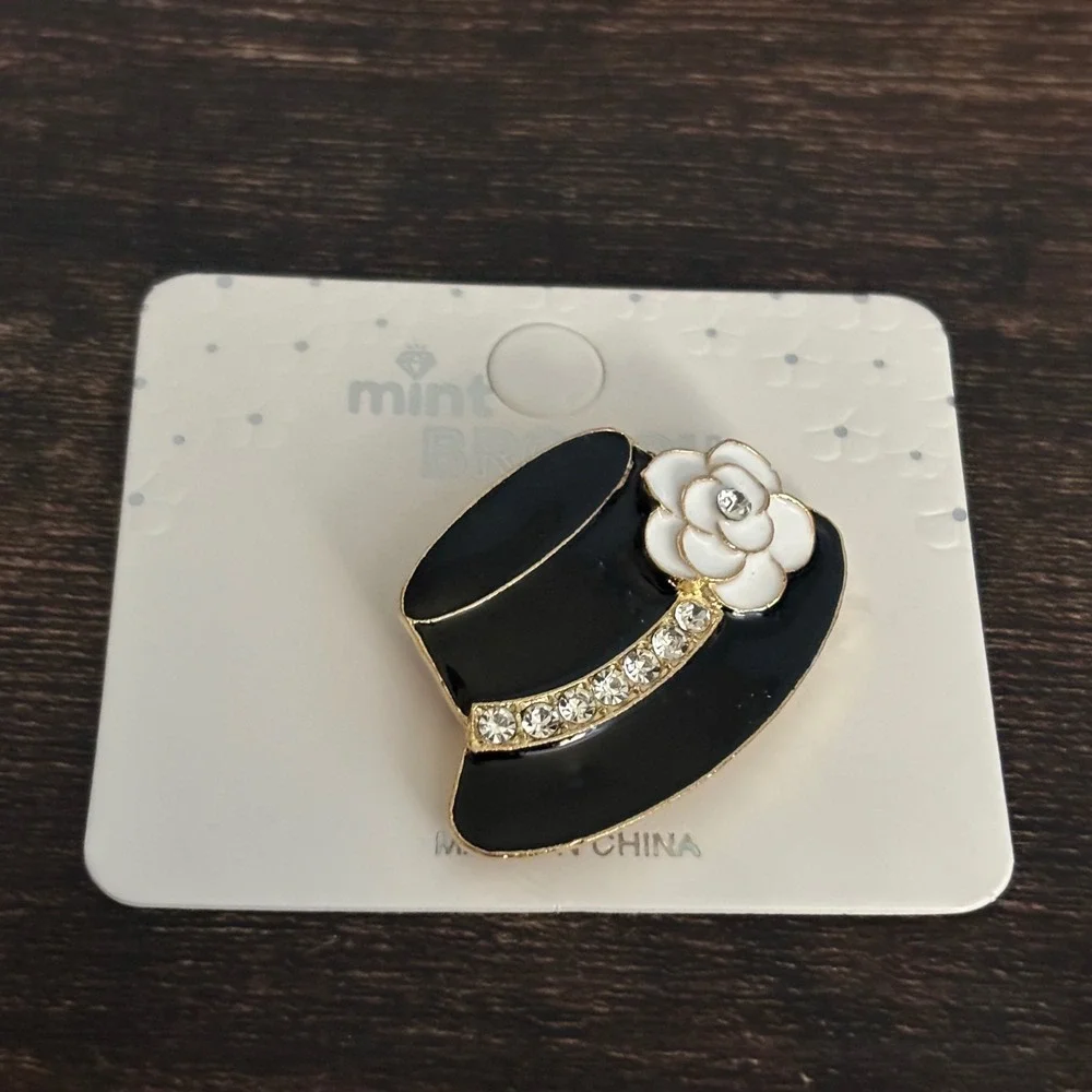 Black Enamel Top Hat Brooch White Camellia Flower Rhinestone Pin Gold Tone